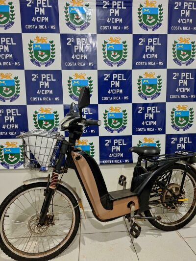 Imagem da notícia Polícia aborda homem na rua e acaba recuperando bicicleta furtada em Costa Rica